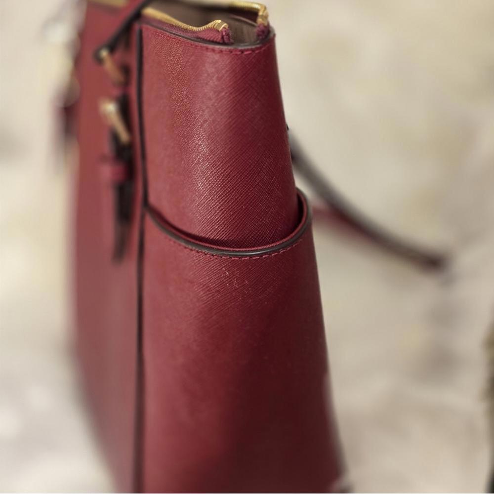 Michael Kors Charlotte Large Saffiano Leather Top-Zip Tote - Picture 4 of 7